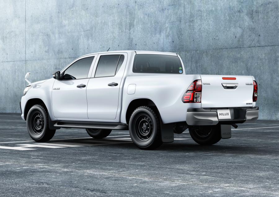 Toyota Hilux X Double Cab 2017 года  (JP) (фото 7 из 10)